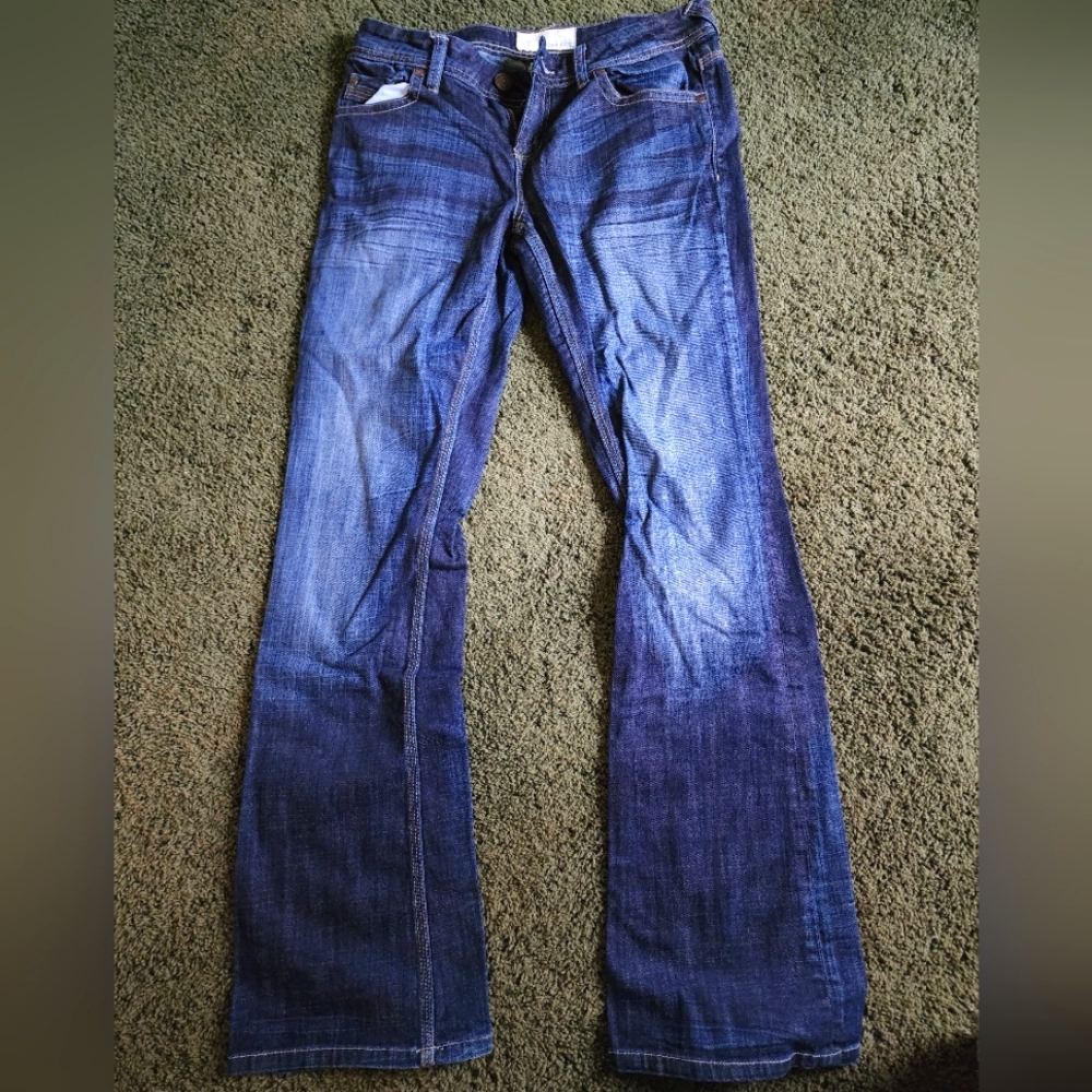 Maurices jeans